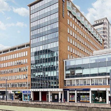 Travelodge Croydon Central ภายนอก รูปภาพ