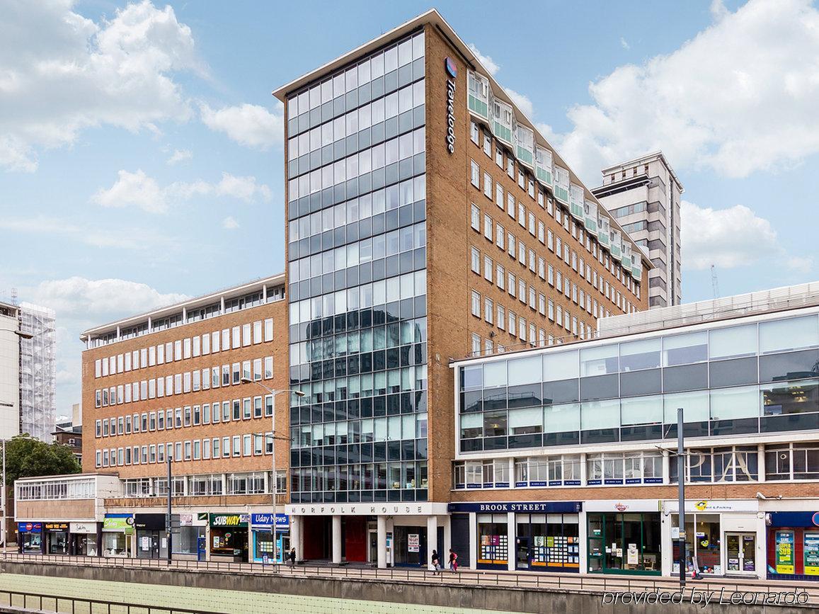 Travelodge Croydon Central ภายนอก รูปภาพ