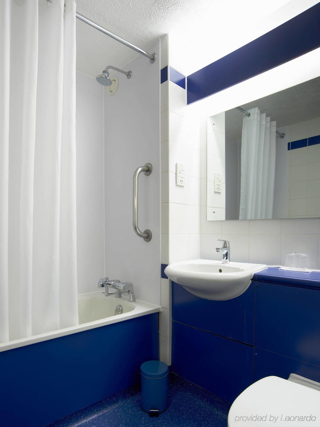 Travelodge Croydon Central ภายนอก รูปภาพ