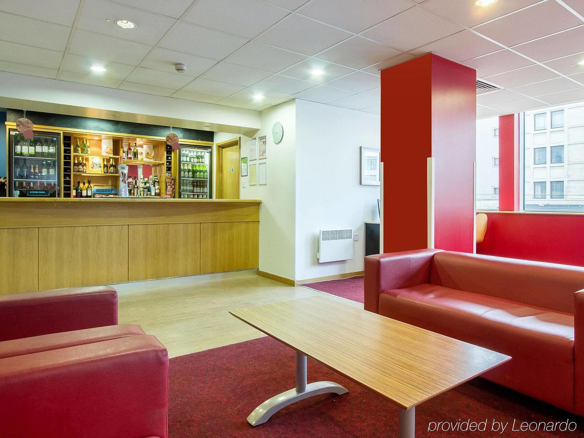 Travelodge Croydon Central ภายนอก รูปภาพ