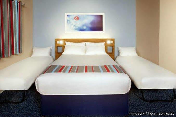 Travelodge Croydon Central ภายนอก รูปภาพ