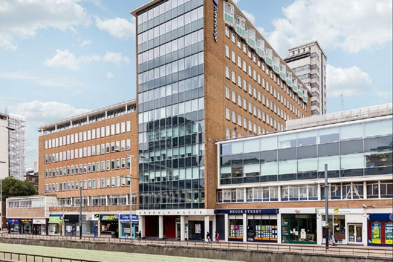 Travelodge Croydon Central ภายนอก รูปภาพ